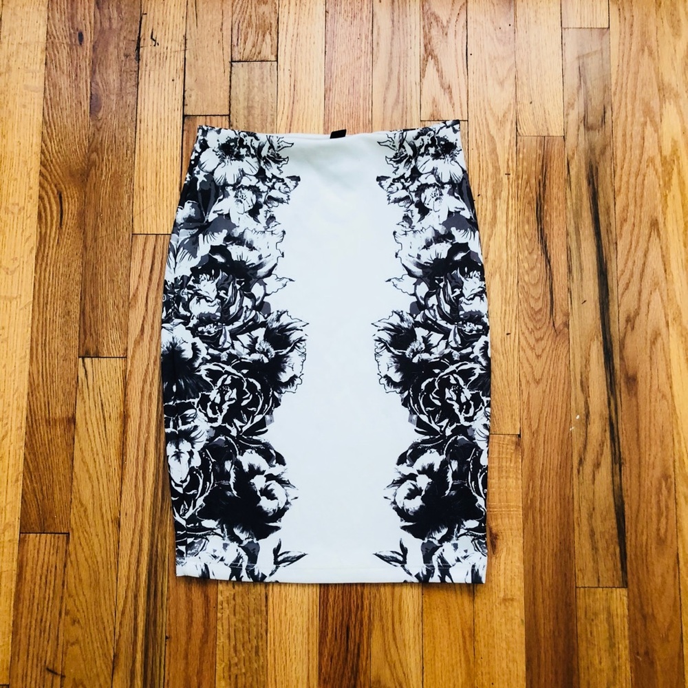 Pencil skirt